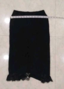 Black Lace Trim Skirt 26-30