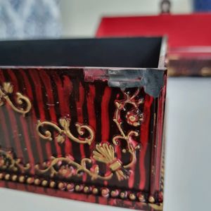 Beautiful Jewellery Box With Mirror