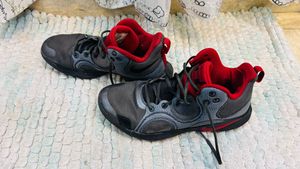 🇺🇸 Nike Imported Low-Top Sneakers