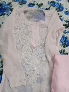 Chikankari Kurti With Inner Wear
