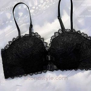 French Front Closure Molded Cups