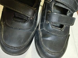 Liberty Black Velcro Sneakers