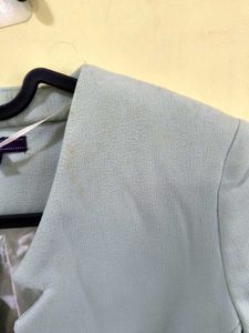 Elegant Light Blue Blazer