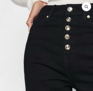 Reformation USA - Recommended By Vogue editors