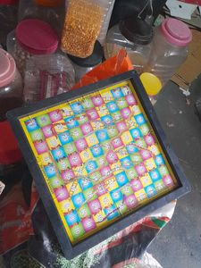 Classic Snakes and Ladders Game