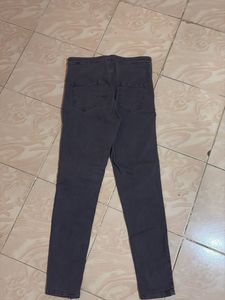 Gray Denim High-Waisted Jeans