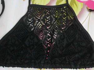 (1100)Black Lace Halter Bikini Top