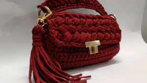 Crochet Hand Bag Totally New