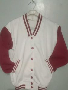White Jarse With Maroon Contrast Sleve