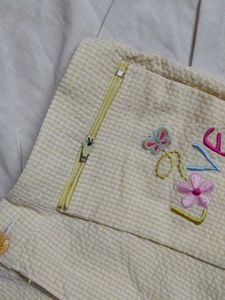 ❗ CLEARANCE ❗ Singapore Cute Capri Pants