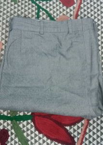 Stitched men&#39;s pants