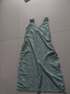 Vintage Floral Sleeveless Dress Kurti
