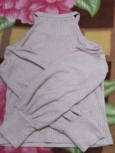 Ribbed Cold Shoulder Top