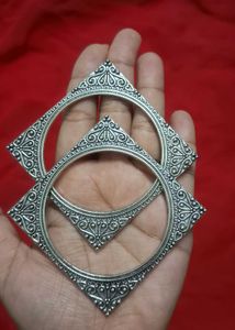 Square Silver Bangles