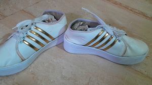 Women Sneakers 👟