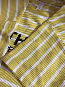 T-shirt Top