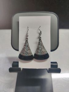 Beautiful 4  Earings Set