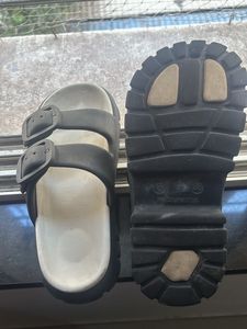 Comfortable Black Slide Sandals