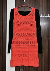 Women Crochet Sleeveless Dress with Inner