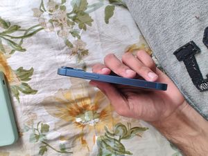 iPhone 13 mini 128gb blue
