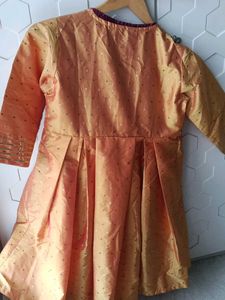 Girls Ethnic Top, jacket &amp; Bottom Set