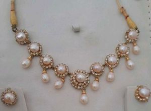 Pearl & Crystal Necklace Set
