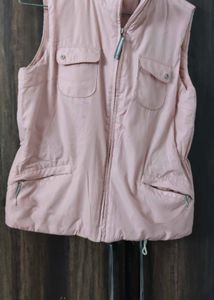 Baby Pink 🩷 Puffed Half Jacket For Girls