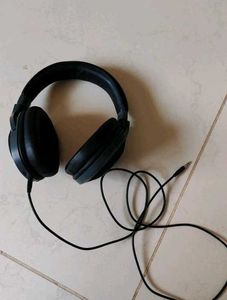 Boat Rockerz 550 Headphones With Aux Cable Black