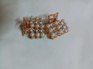 Hair Clip With Pearl
