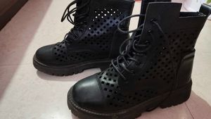 Boots For Girls (With Some Freebie)