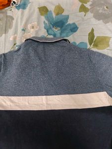 Men&#39;s Tshirt - M size
