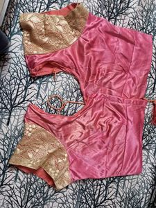 Elegant Pink &amp; Gold Saree