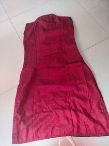 Sleeveless Embroidery Kurti