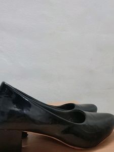 Denill Heel Uk 6  Black Pump Block  New