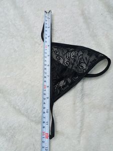 V Sexsy Look