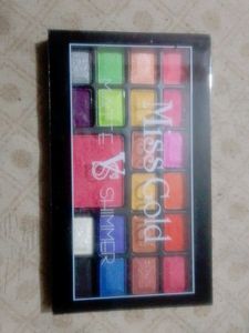 Miss Gold Eye Shadow