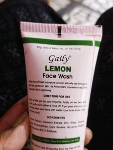 Gaily Aroma Lemon Face Wosh