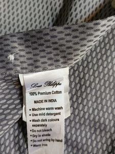 Men&#39;s Casual Shirt