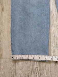 Ma1360 Sabrin cargo jeans waist 26 inches