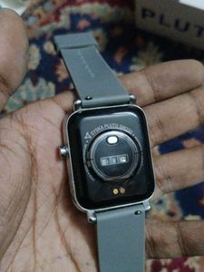 Syska Pluto SW250 Smartwatch