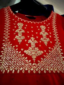 Red &amp; Gold Embroidered Kurta