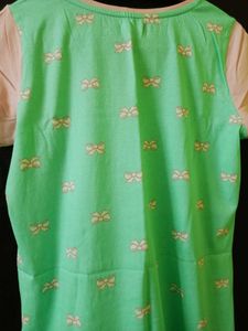 🎠Cute Pink And green Short Nightdress☘️