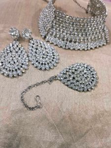 FIX PRICE CLASSY BEAUTIFUL NACKLACE SET