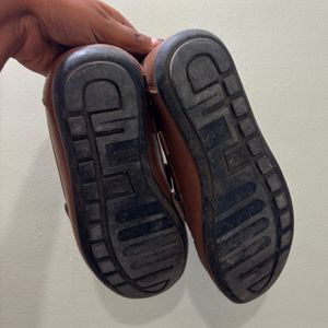 Zudio Brown Loafers For Women