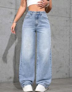 Wide Leg Light Wash Jeans