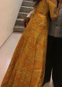 Elegant Yellow Ethnic Gown