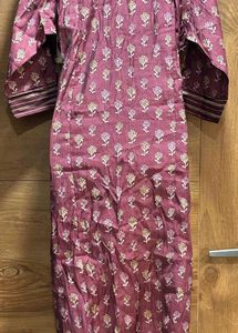 Elegant Maroon Floral Print Kurta Set