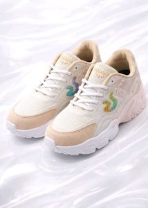 Stylish Women's Casual Sneakers