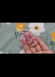 Press-on Nails