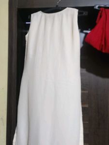 Sleeveless Kurti With Salwar